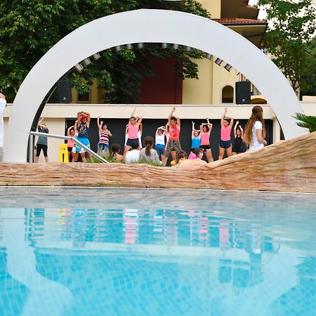 Aquaclub Grifid Hotel Bolero Golden Sands Exterior foto